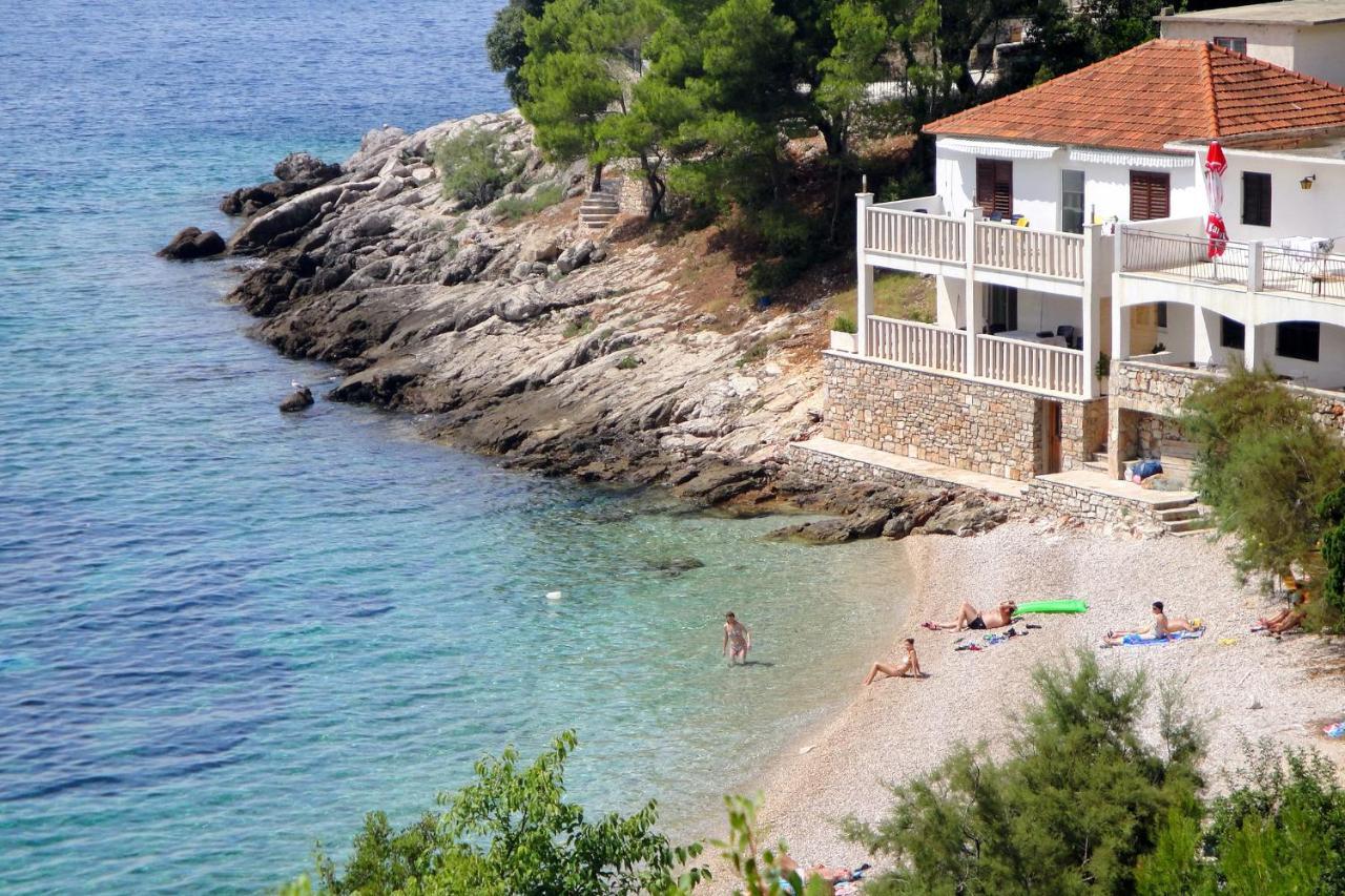 Seaside Secluded Apartments Cove Torac, Hvar - 575 Gdinj Bagian luar foto