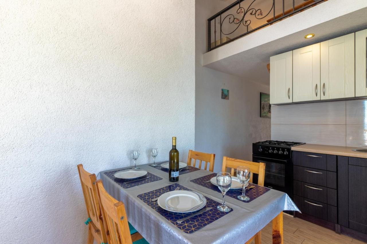 Seaside Secluded Apartments Cove Torac, Hvar - 575 Gdinj Bagian luar foto