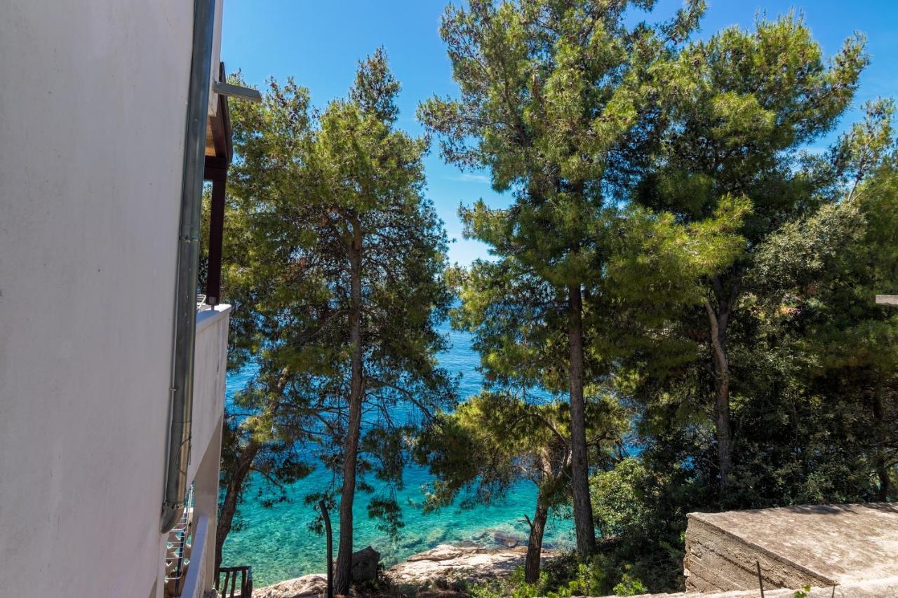 Seaside Secluded Apartments Cove Torac, Hvar - 575 Gdinj Bagian luar foto